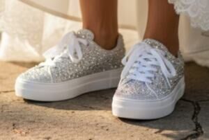 Betsey Johnson Sidny Rhinestone Platform Sneakers sz 8 Wide
